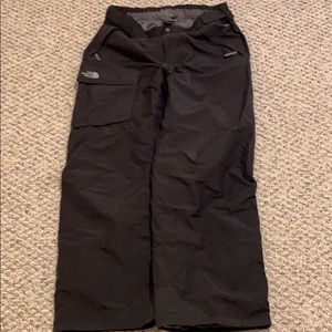 North Face Water/Wind proof ski pants XL w/ belt